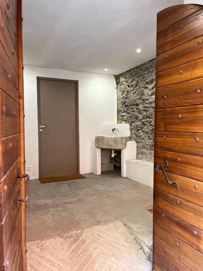 Suite "Chalet" Dans Maison De Village La Brigue Экстерьер фото